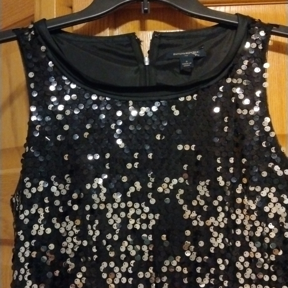 Women's Banana Republic Black Sequins Dress - Picture 2 of 4